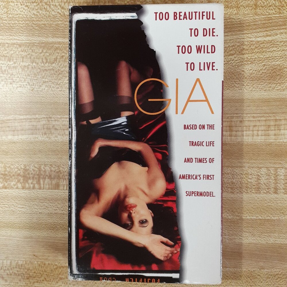 Gia 1998 VHS Angelina Jolie Faye Dunaway Gia Carangi Biopic HBO NYC Cult Classic